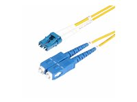 StarTech.com 3m (10ft) LC to SC (UPC) OS2 Single Mode Duplex Fiber Optic Cable, 9/125µm, Laser Optimized, 10G, Bend Insensitive, Low Insertion Loss - LSZH Fiber Patch Cord (SMLCSC-OS2-3M) - Patch-kabel - LC/UPC enkelläge (hane) till SC/UPC enkelläge (hane) - 3 m - 3 m - 2 mm - fiberoptisk - duplex - 9 / 125 mikrometer - OS1/OS2 - halogenfri, passiv - gul SMLCSC-OS2-3M